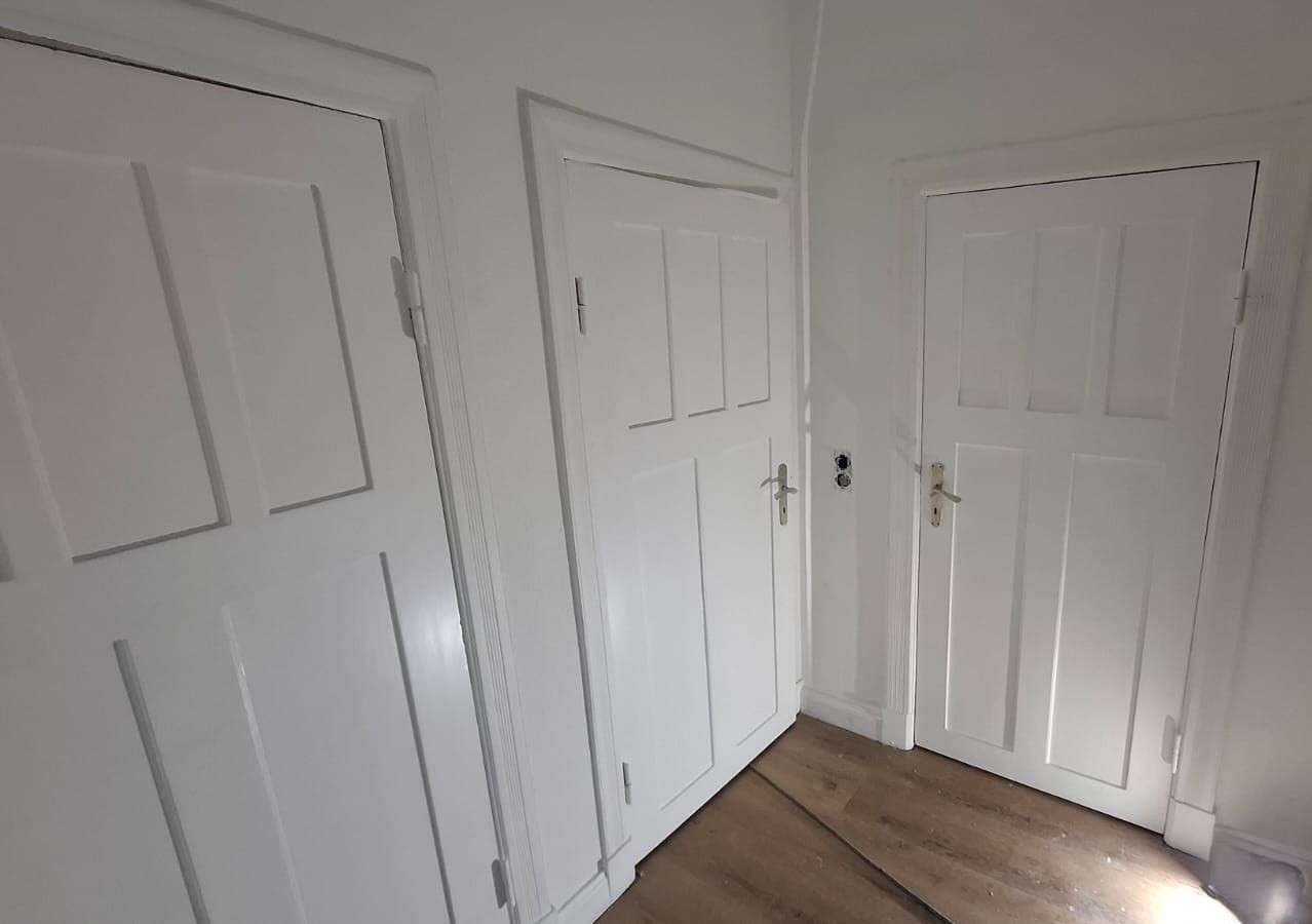 Sanierte Dachgeschosswohnung, 3 Zimmer - Bild